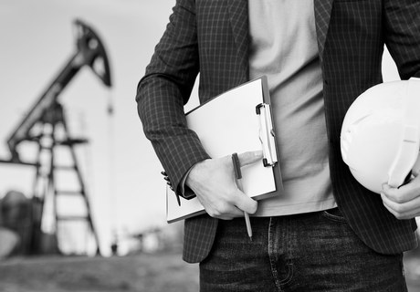 A mathematical answer to a moral dilemma: dating an oilman