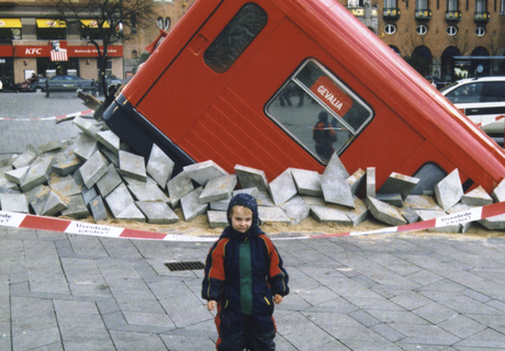 En and i avisen? Aprilsnarren som kreativ nyhedssatire