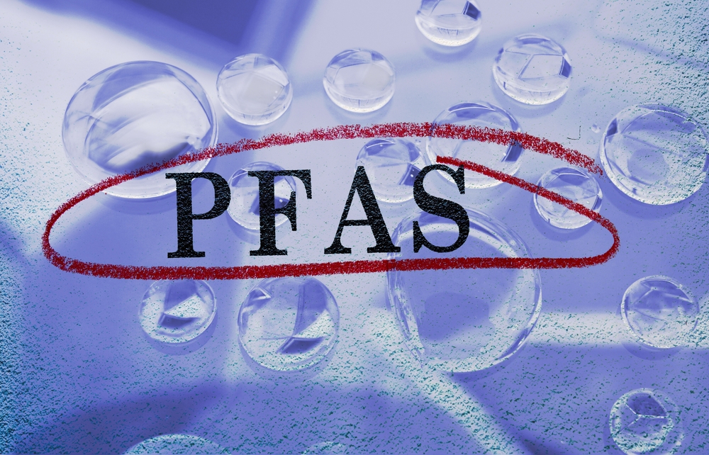 Skal vi finde os i "evighedskemikalier"? Udsigten til bæredygtig nedbrydning af PFAS